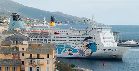 Moby Orli au port de Bastia en Corse